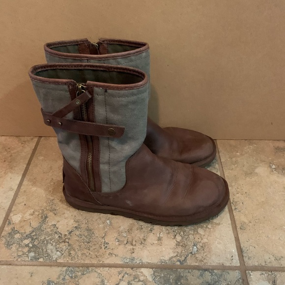 Ugg-pre owned - Picture 2 of 5